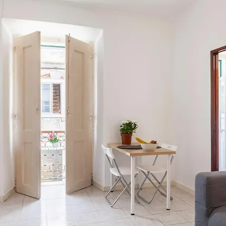 2 Bedroom For 4 People With Free Public Parking