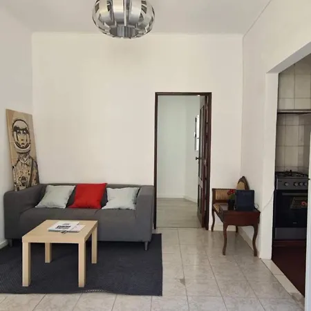2 Bedroom For 4 People With Free Public Parking Apartament *